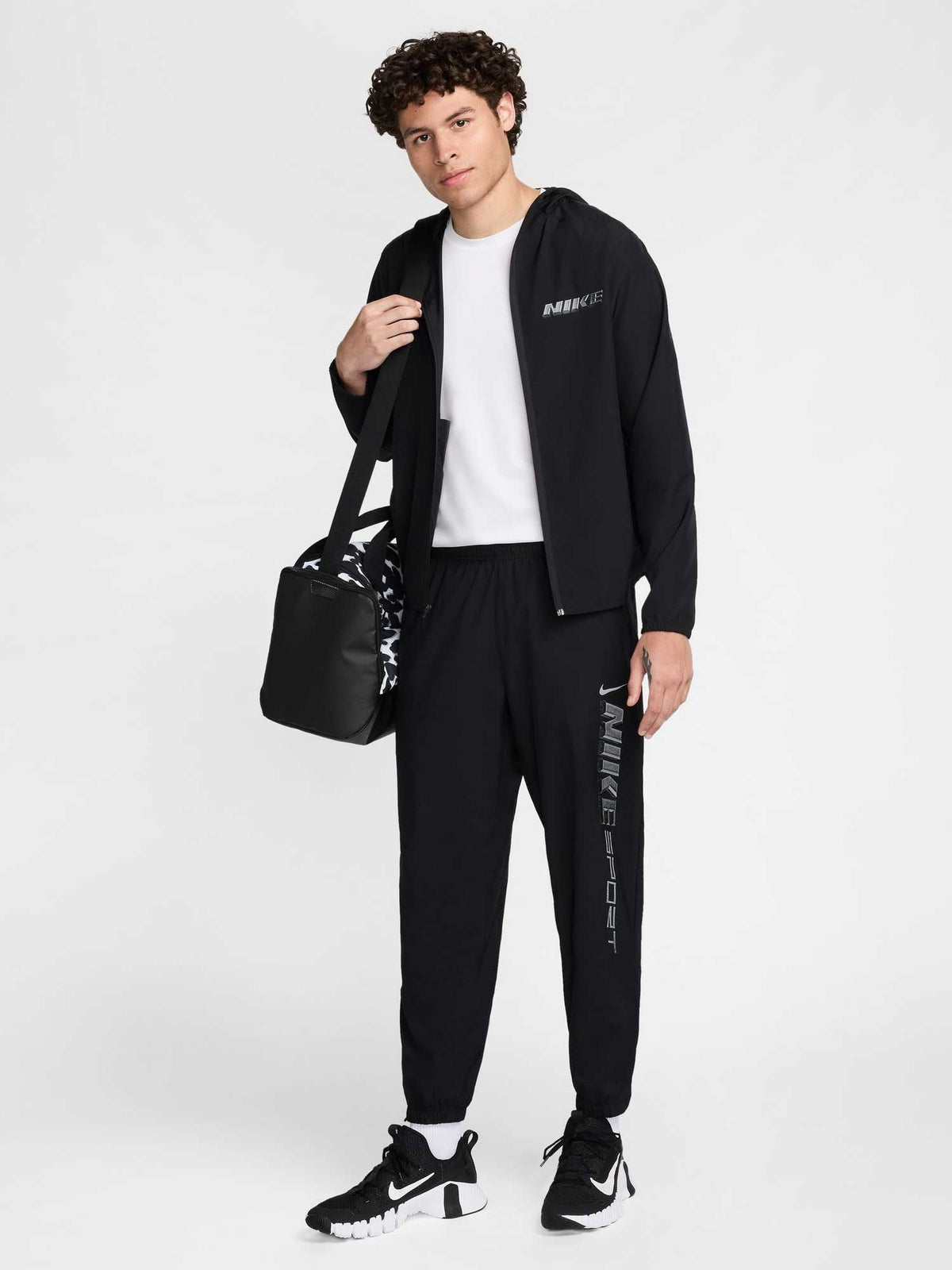 NIKE Суитшърт M NK DF FORM GFX JKT HD
