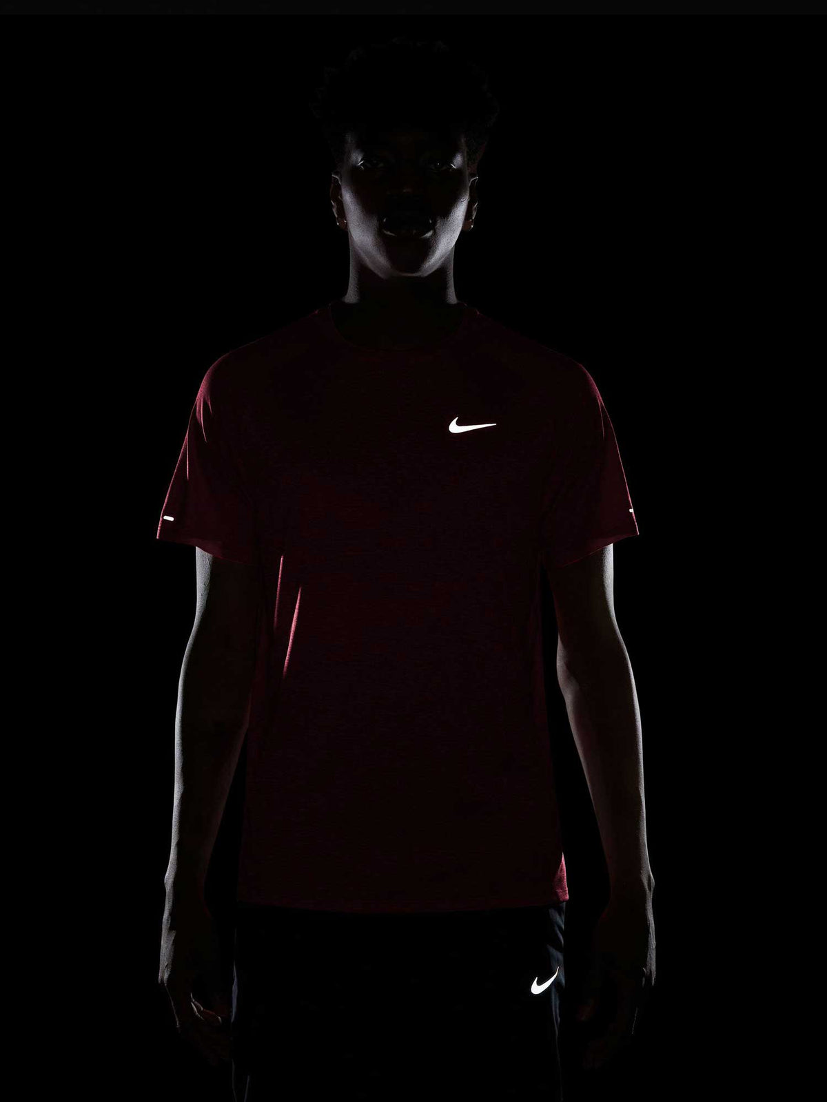 NIKE Тениска M NK DFADV STRIDE SS TOP