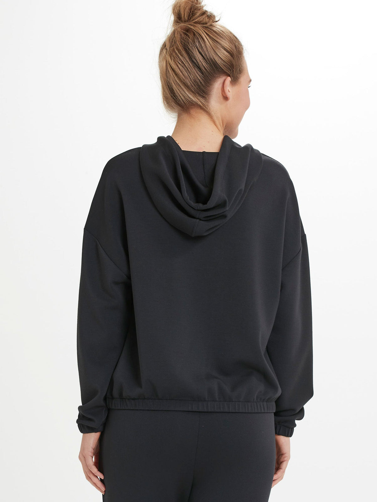 ATHLECIA Суитшърт Namier