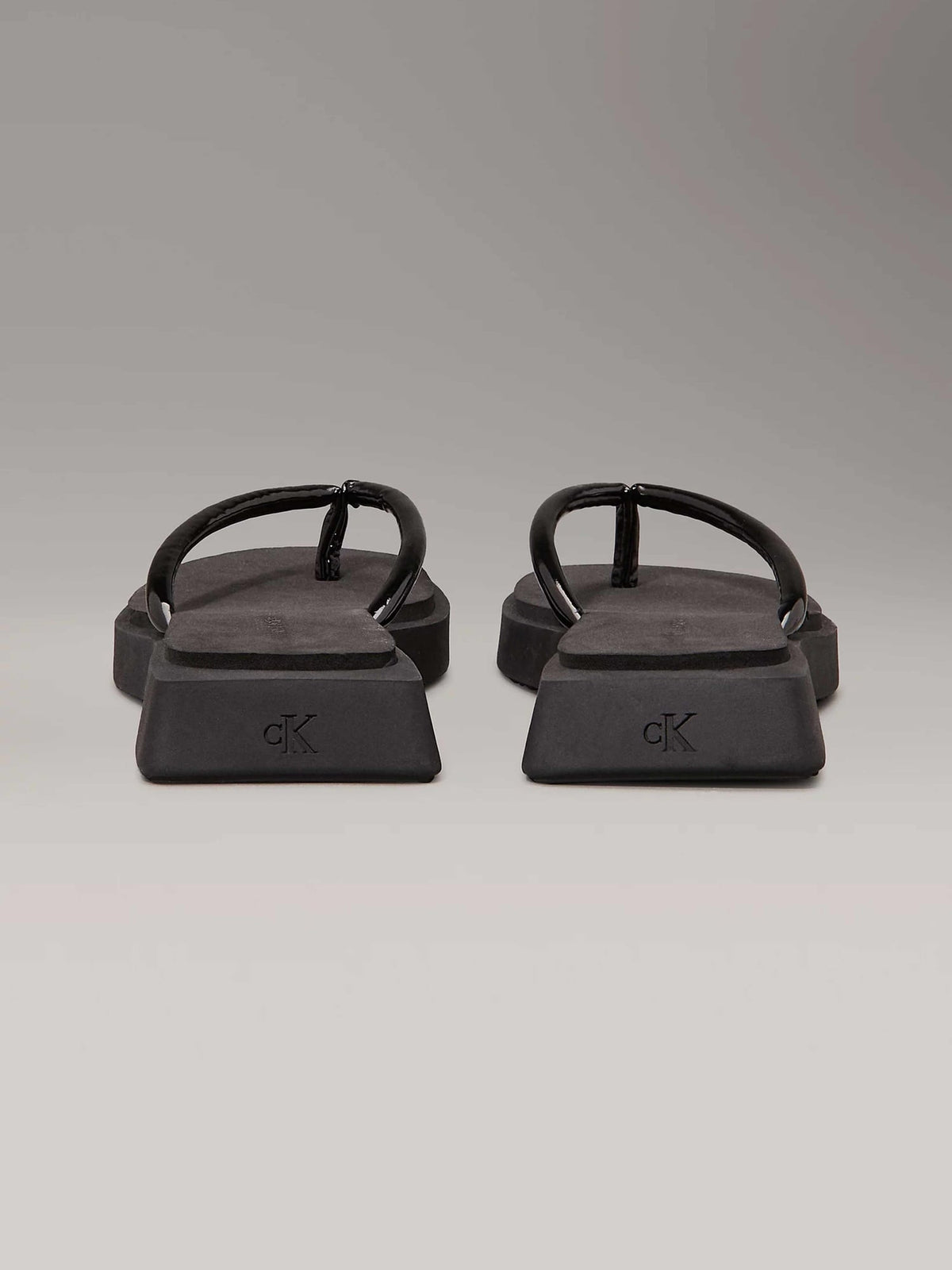 Calvin Klein Jeans Джапанки SQ LOW WEDGE SANDAL STITCH
