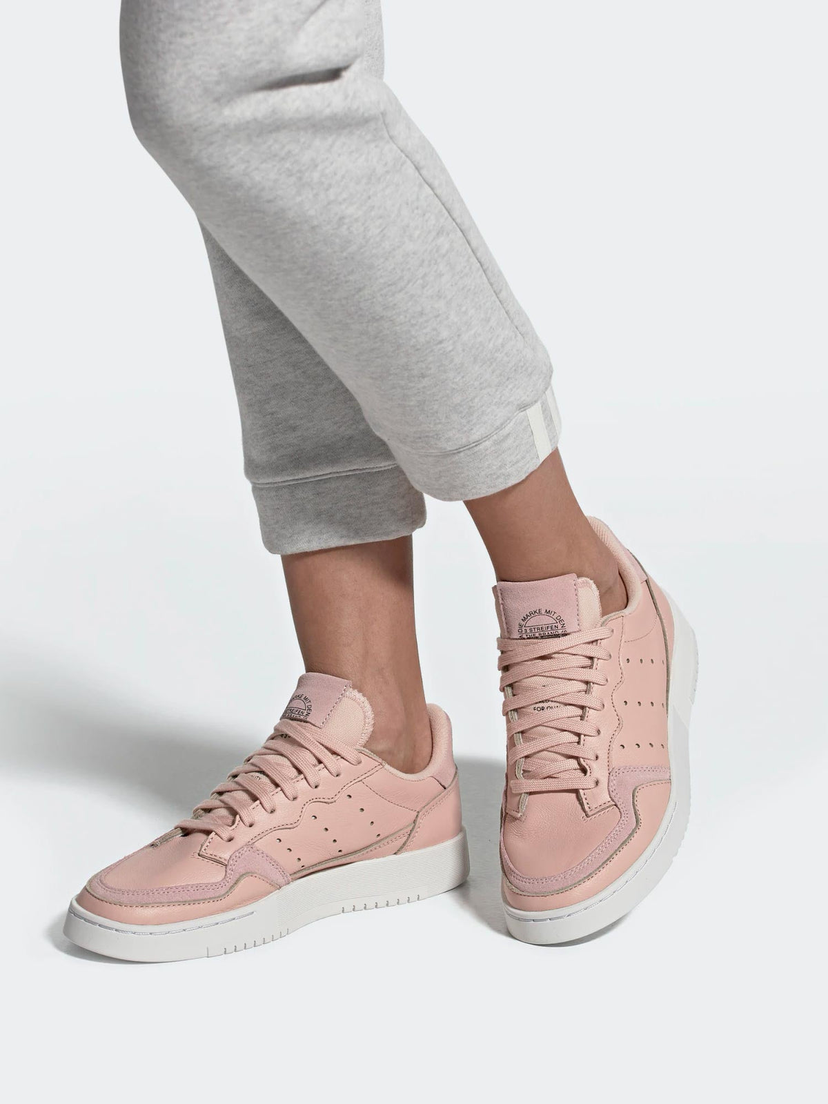 ADIDAS ORIGINALS Обувки SUPERCOURT V2 W