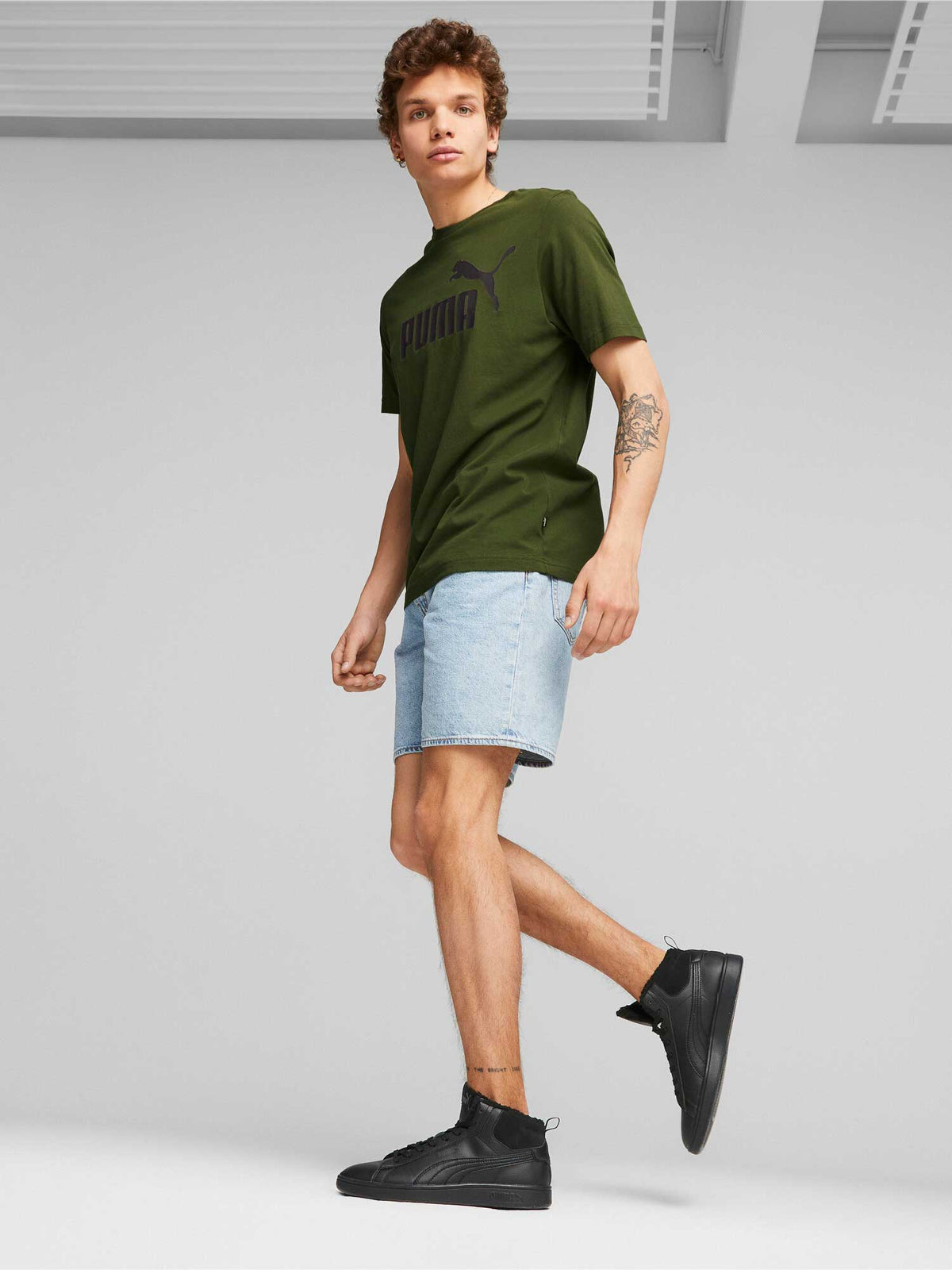 PUMA Тениска ESS Logo Tee (s)