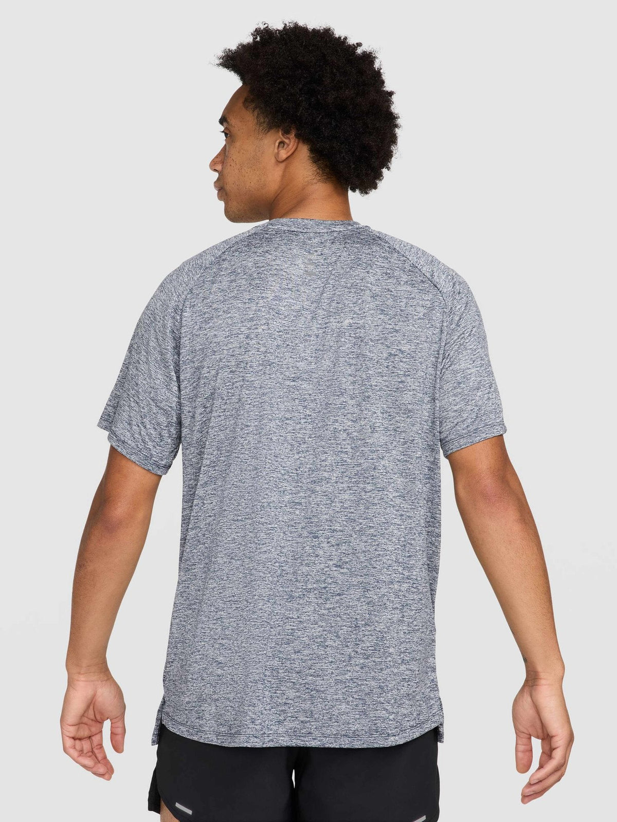 NIKE Тениска M NK DFADV STRIDE SS TOP