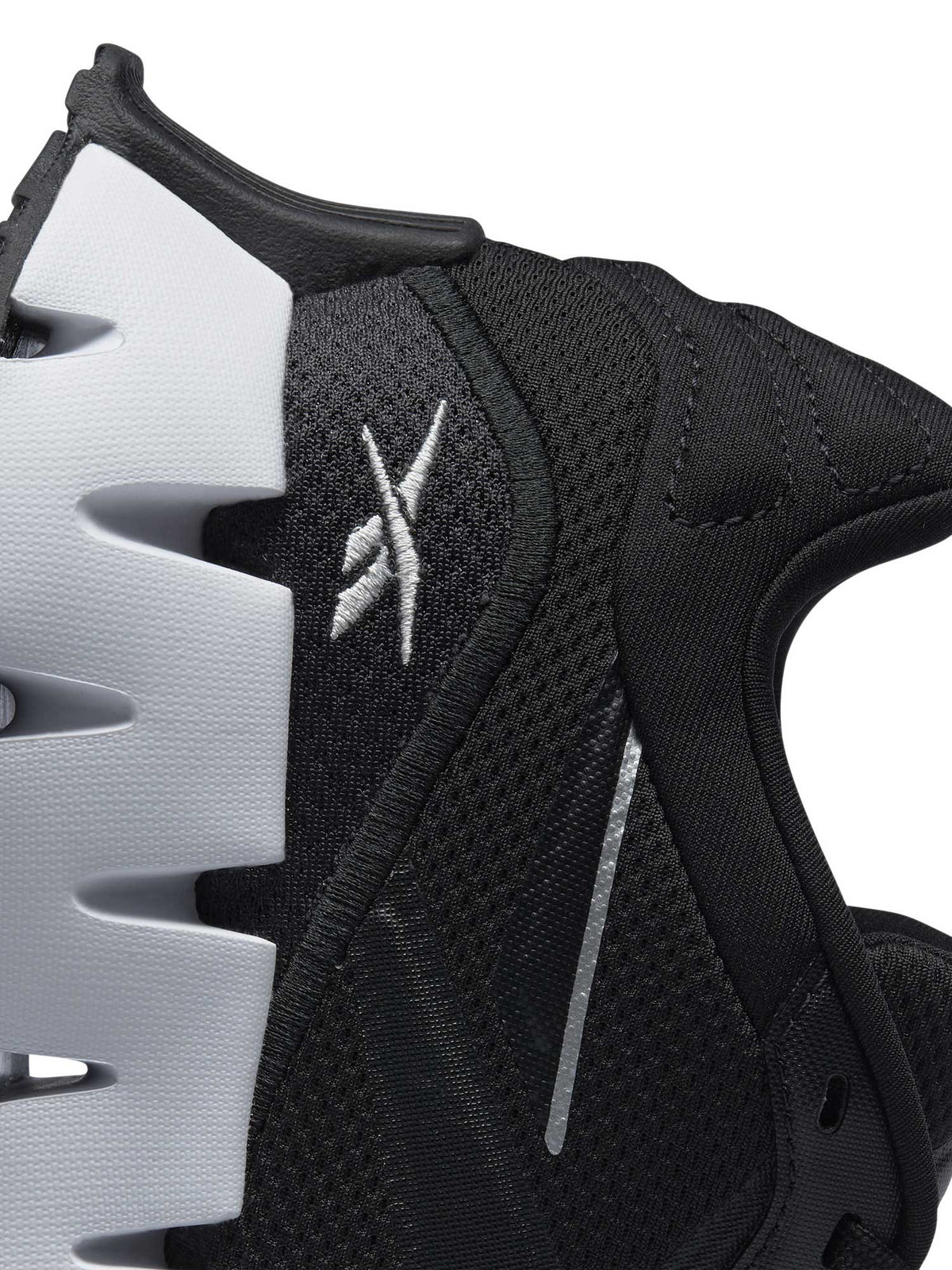 REEBOK Обувки ZIG DYNAMICA 4